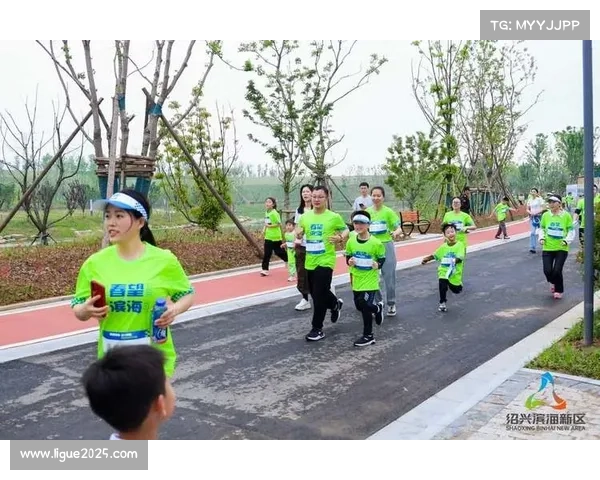 乌鲁木齐马拉松欢乐跑项目助力家庭健康，共享跑步乐趣促进亲子互动与全民健身