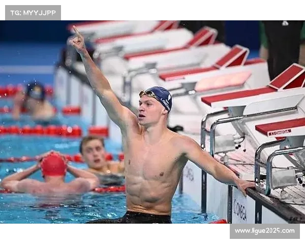 法国选手马尔尚世锦赛打破男子200米混合泳世界纪录